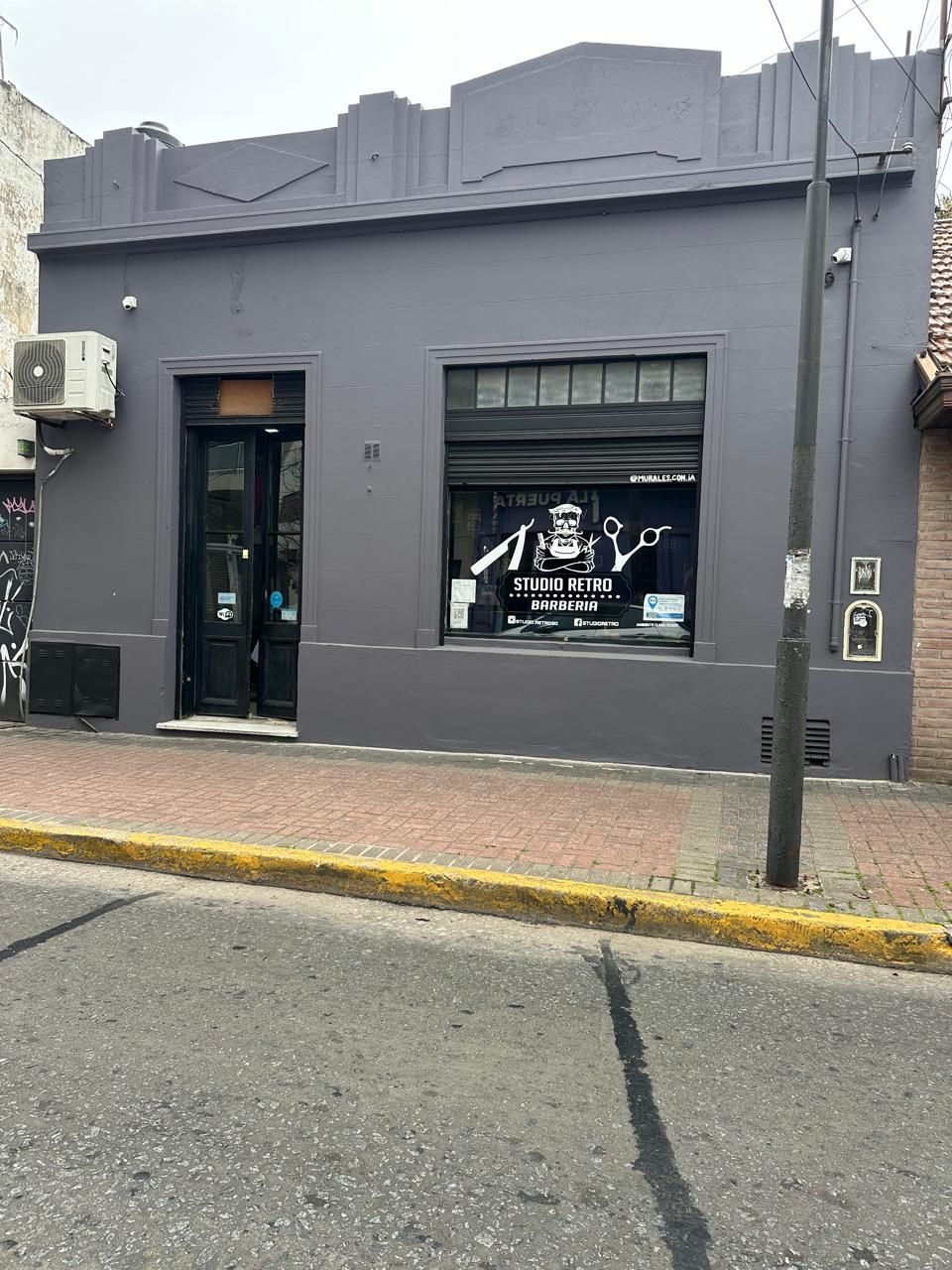 Fachada de Studio Retro