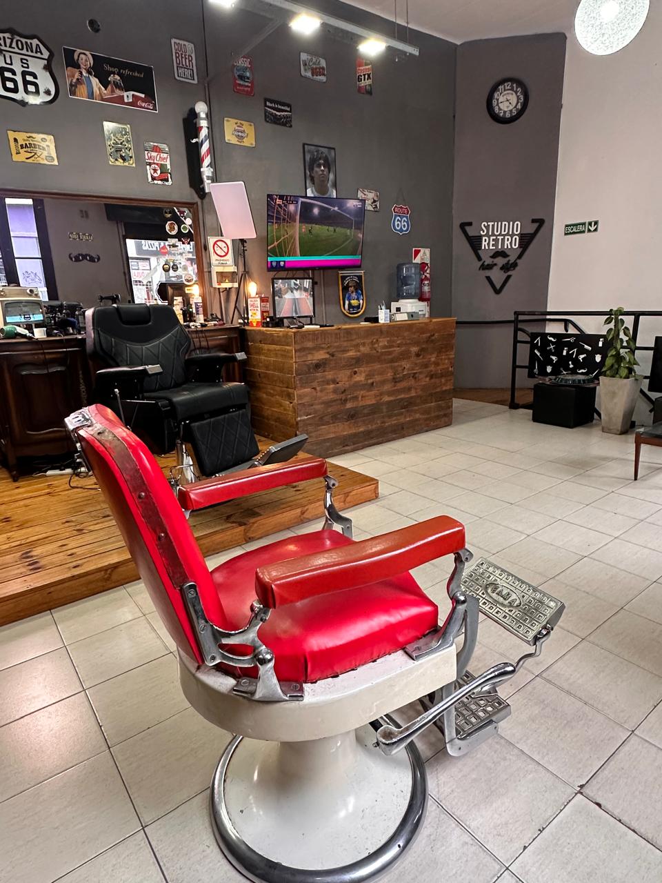 Barbero trabajando